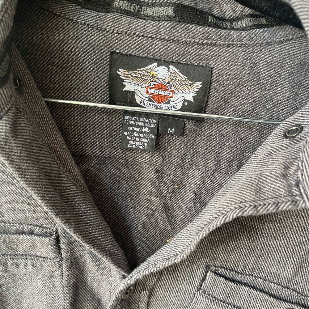 Harley Davidson Button Up - Picture 3 of 5